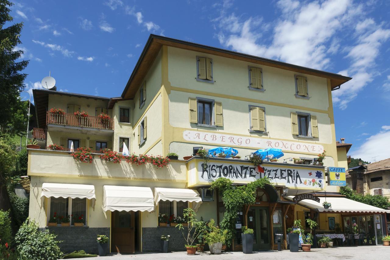 Albergo Roncone Exterior foto